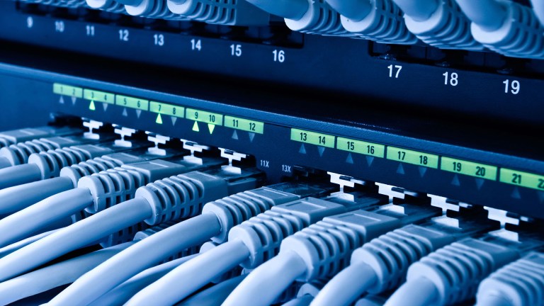 10-gigabit-ethernet-standards-for-optical-fiber-networking